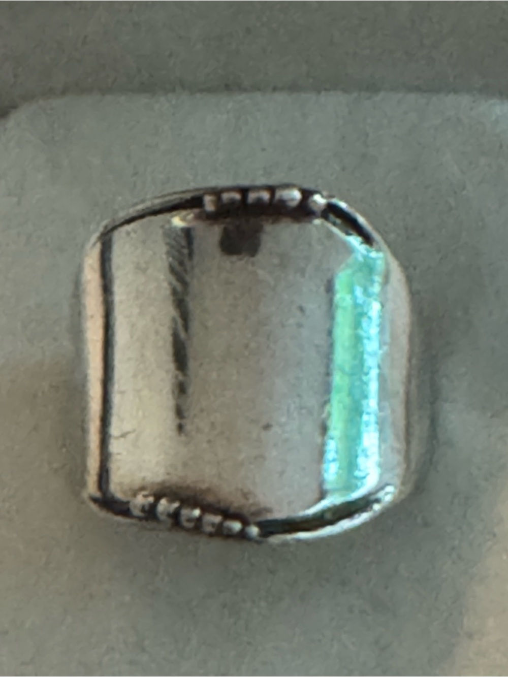 VTG Silpada R1685 Dotted Bead Shield Wide Cuff Ring .925 Sterling Silver Sz  8.5